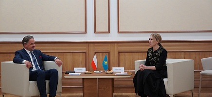Польша Республикасы Мемлекеттік архивтерінің басшысы Президент Архивіне келді фото галереи 1